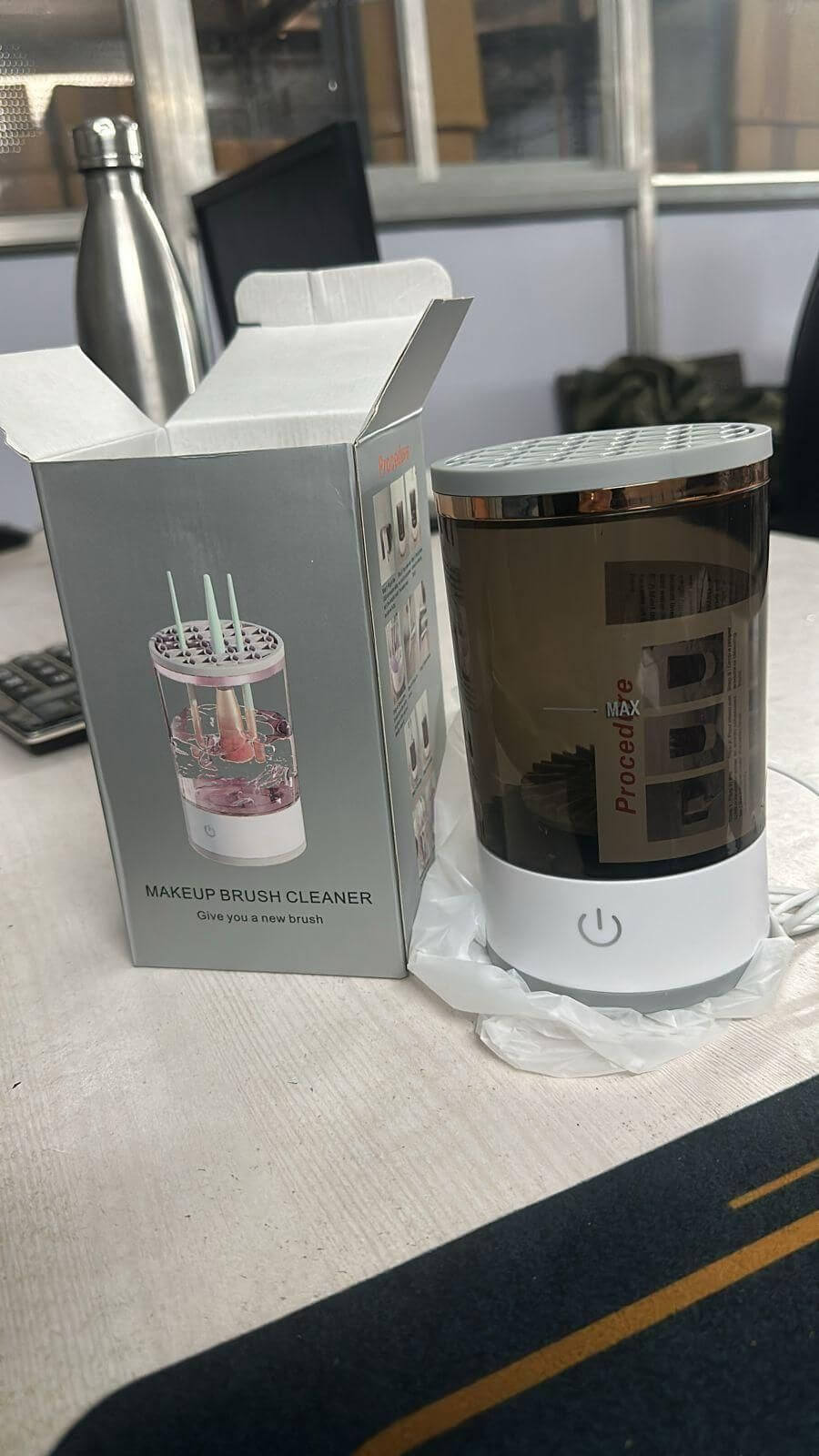 Make Up Brush Cleaner,Electric Brush Cleaner, USB Rechargeable Automatic Deep Cosmetic Cleaning Device- Brand Kiosk Store